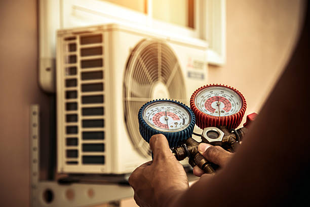 Professional Ac Installation technician working in Fort Meade, MD